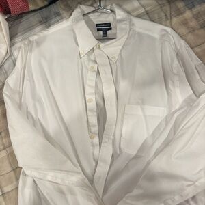 Casual Corner Men's Classic White Dress Shirt